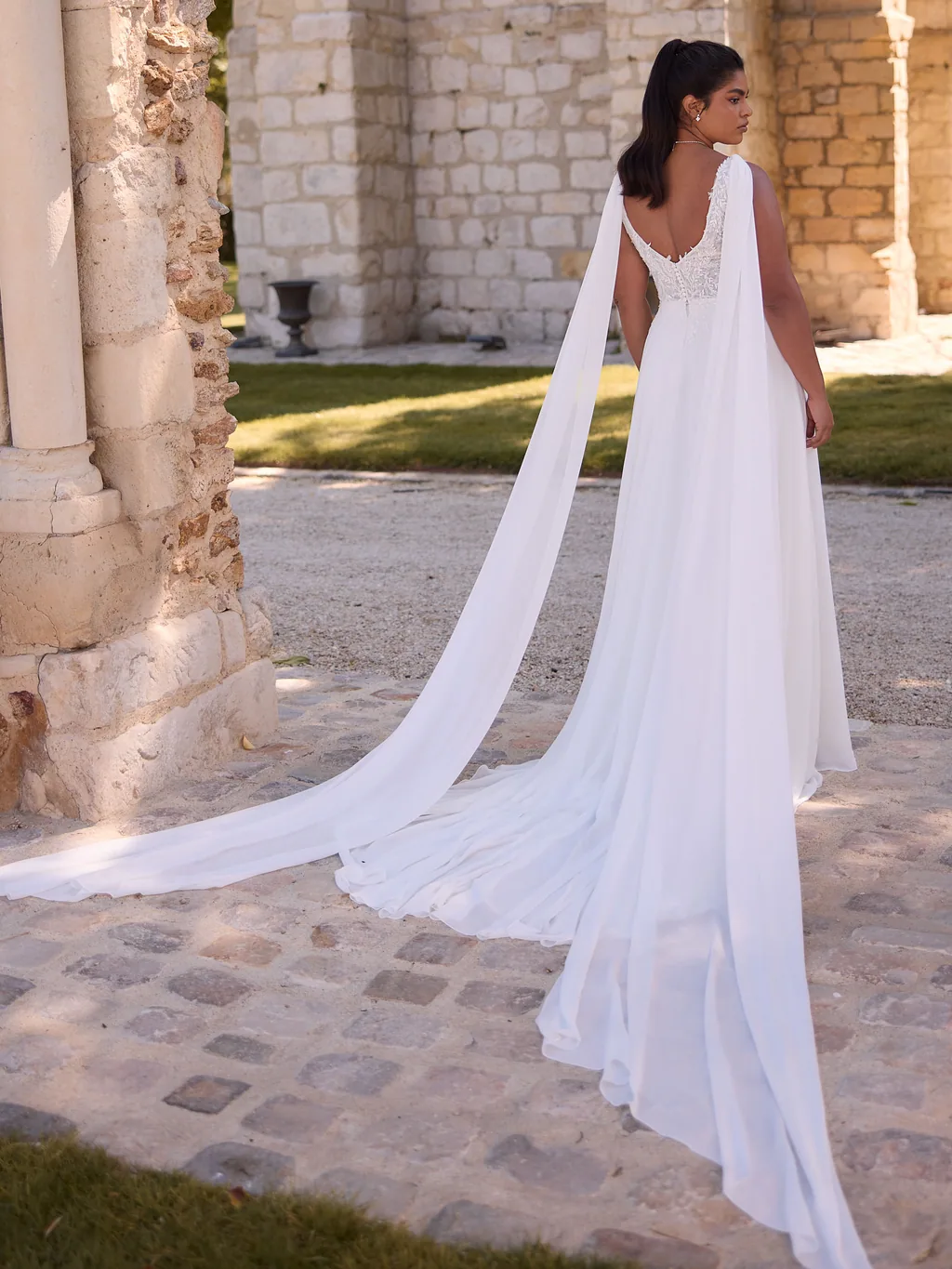Bianco Evento Limited Plus Size Brautkleid Adan, Rückenansicht