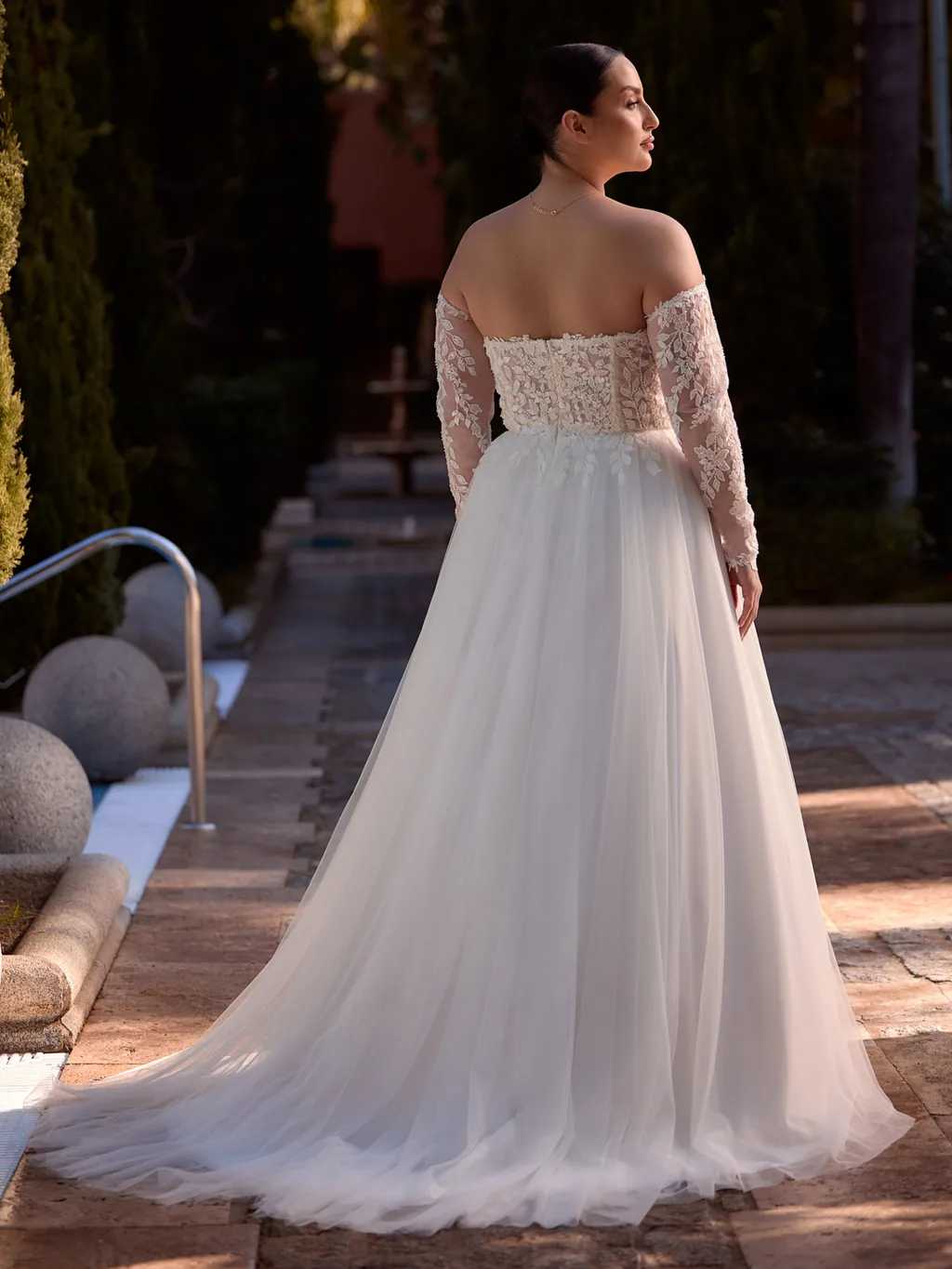 Bianco Evento Plus Size 2027 Brautkleid Arwena, Rückansicht