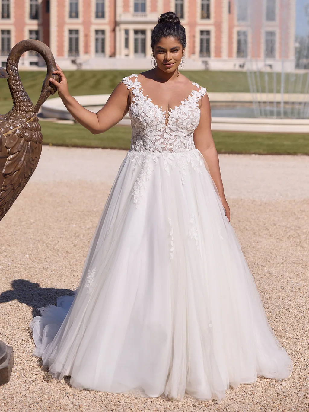 Bianco Evento Limited Plus Size Brautkleid Kiara, Vorderansicht