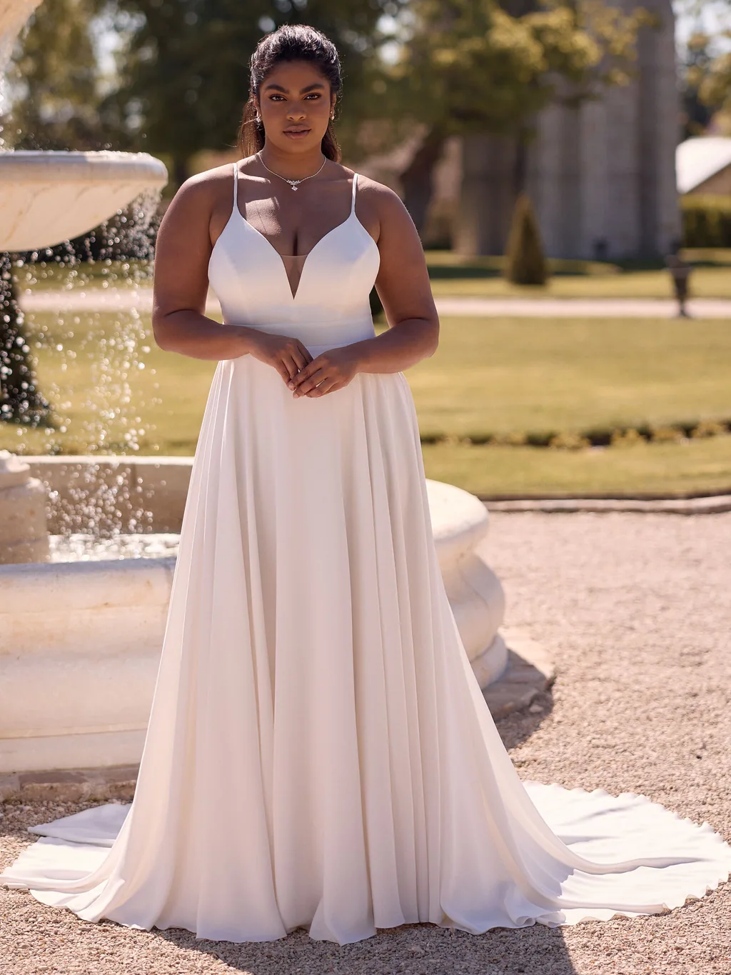 Bianco Evento Plus Size Brautkleid Luca, Vorderansicht