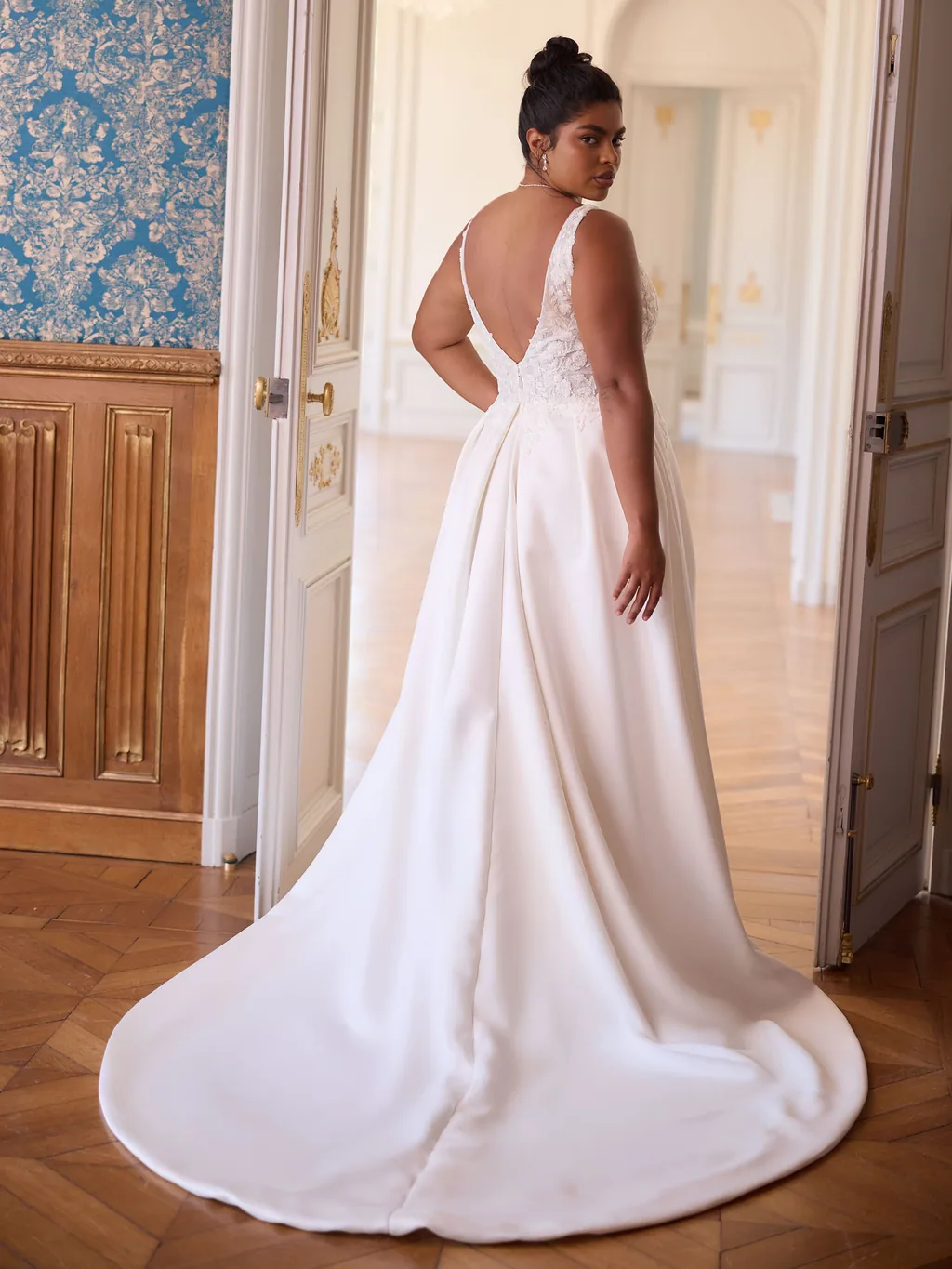 Bianco Evento Limited Plus Size Brautkleid Vittoria, Rückenansicht