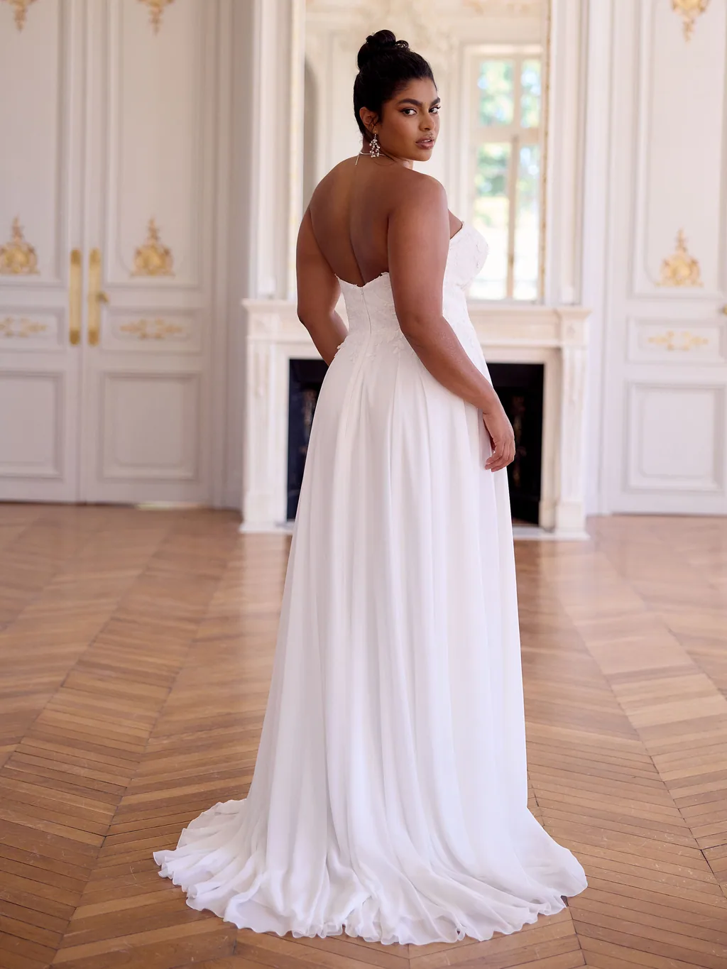 Bianco Evento Plus Size Brautkleid Winnie, Rückenansicht